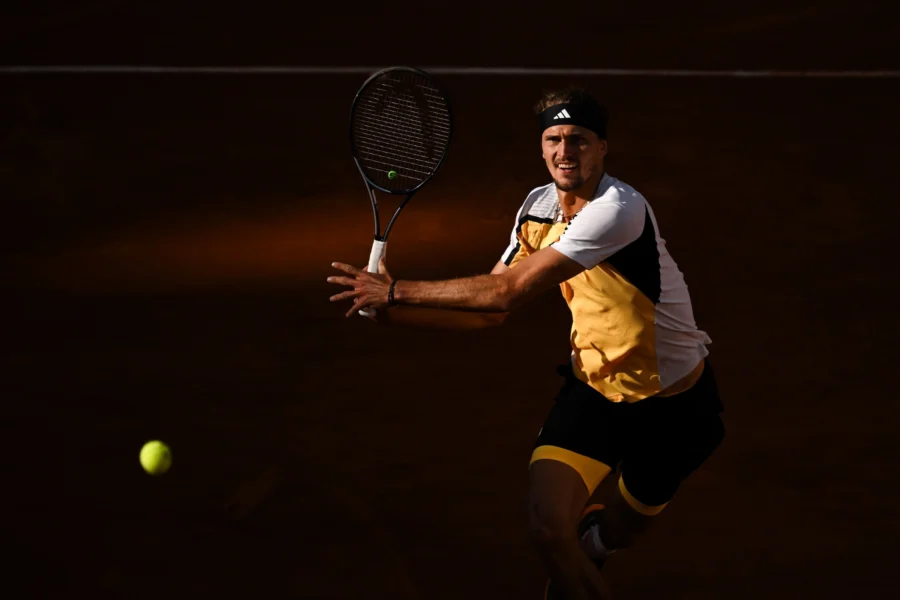 Alexander Zverev hitting a forehand in the Roland Garros 2024 final